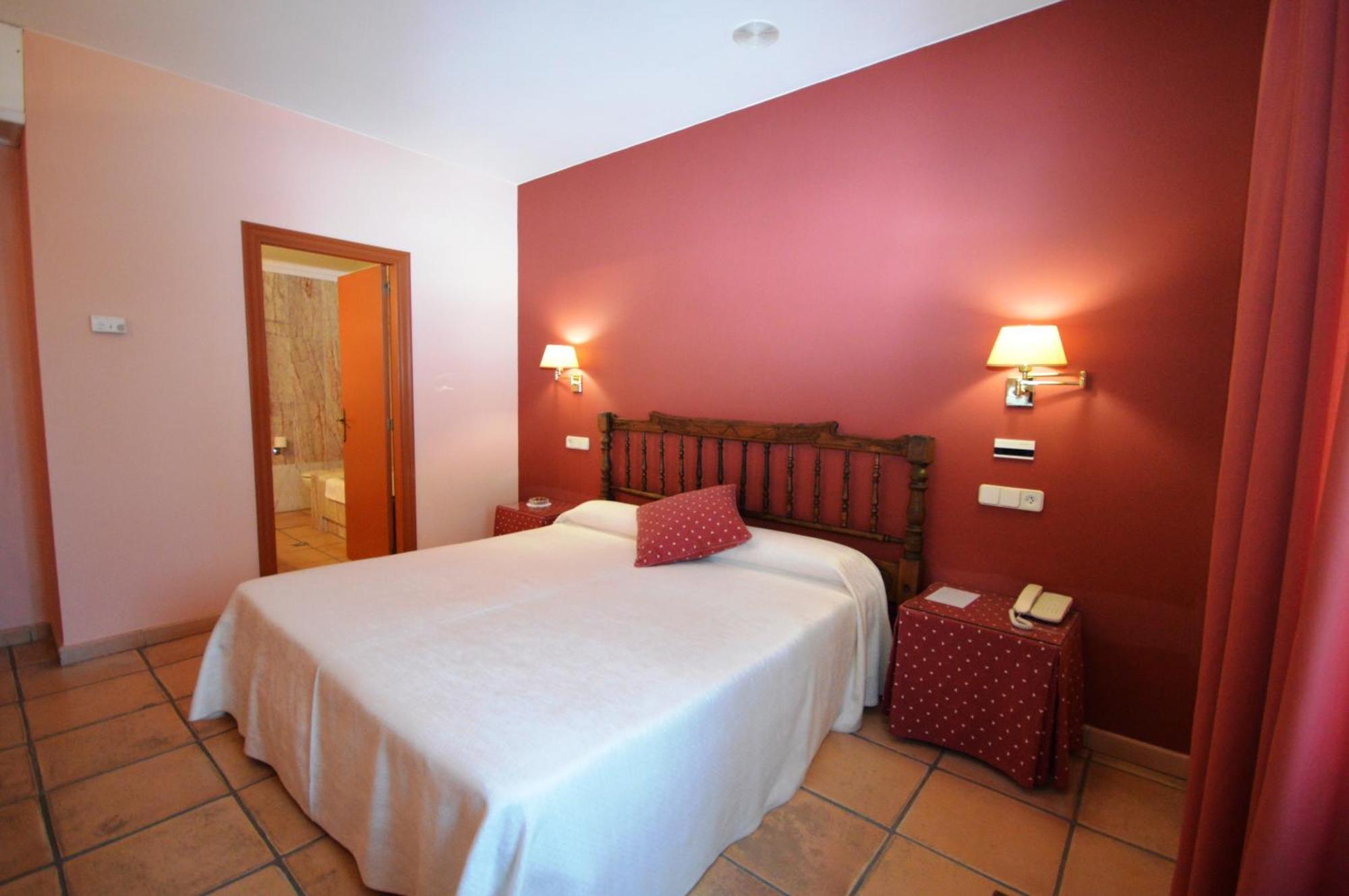 Hotel Can Ceret Sant Pere Pescador Δωμάτιο φωτογραφία